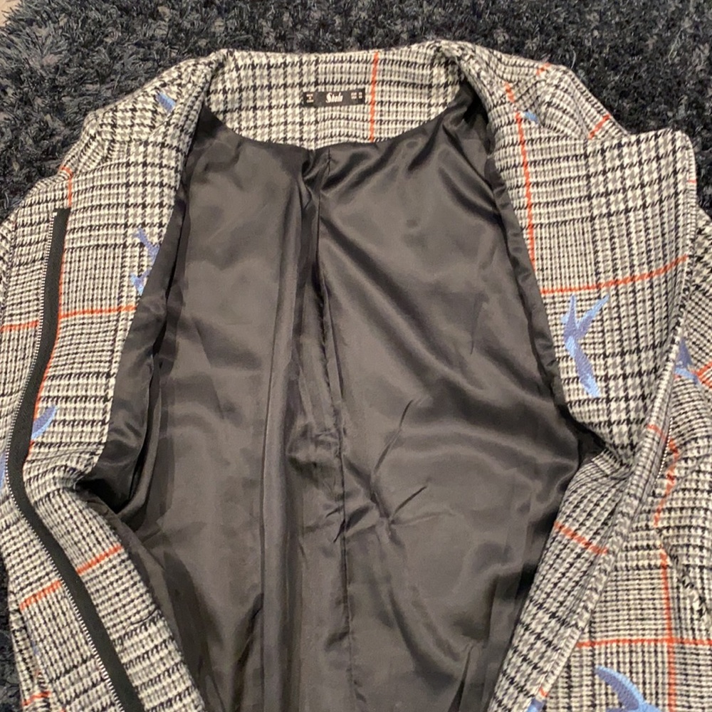 Coat - Picture 3 of 3
